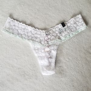 Jewel Crystal Embellished Lace Bridal…